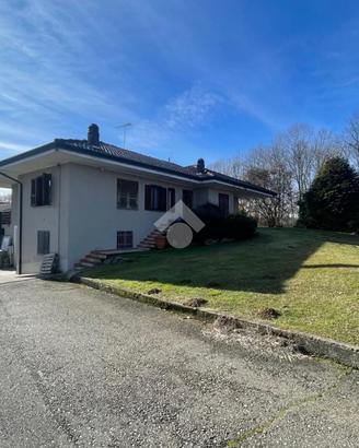 VILLA SINGOLA A BRIGA NOVARESE
