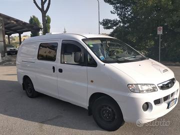 Van Camperizzato Hyundai H1
