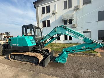 MINIESCAVATORE CINGOLATO KOBELKO SK55-C