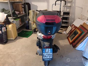 scooter Peugeot