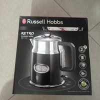bollitore in acciaio della Russell Hobbs