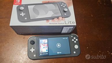 Nintendo Switch Lite Grigia + Scatolo