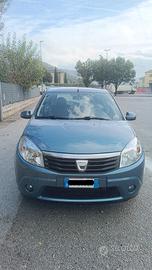 Dacia Sandero 2009