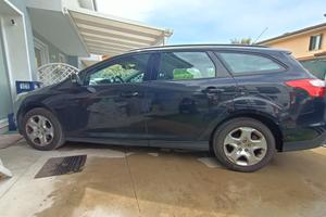 Ford Focus 3 serie 1.6 120cv GPL SW titanio
