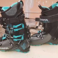 Scarponi Scarpa Maestrale XT