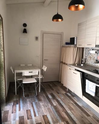 Bilocale indipendente- 300 mt dal mare