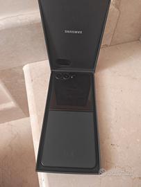 Samsung  Z Flip 8 Graphite 12/512 Vend@&Scambi@