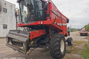 Mietitrebbia laverda 255 4wd