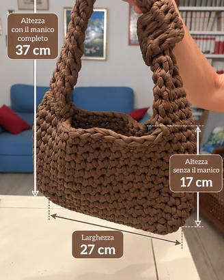 Borsa realizzata all’uncinetto