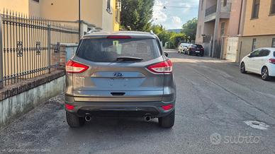 kuga 2000 tdi