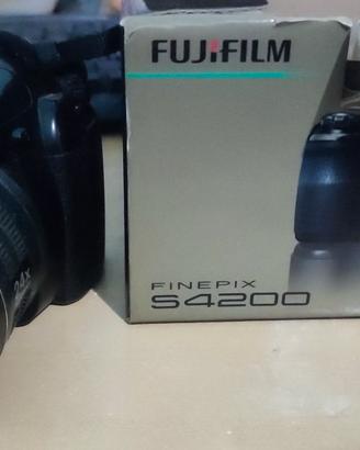 Fujifilm finepix S4200