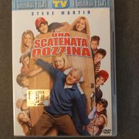DVD una scatenata dozzina