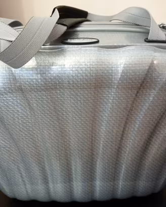BEAUTY CASE
