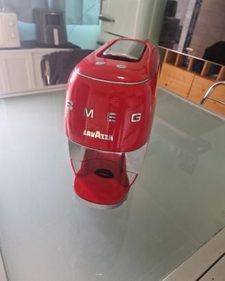 caffettiera smeg in design a capsule (lavazza) 