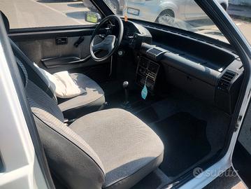 fiAt uno1990