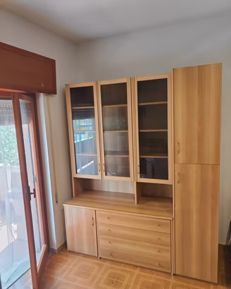 Libreria vetrata legno chiaro