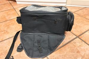 Borsa serbatoio magnetica estendibile