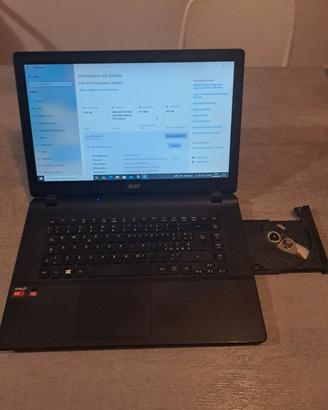 Notebook 15" Acer Aspire pronto all'uso