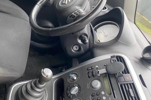 NEOPATENTATI auto gpl 400km un pieno(20 euro)