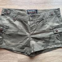 Pantaloncini corti mimetici Superdry