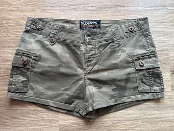 Pantaloncini corti mimetici Superdry