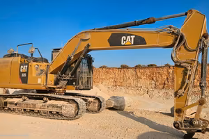 Escavatore CAT 323F