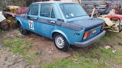 Fiat 128 1978 - targhe nere restauro o ricambi 