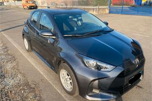 TOYOTA YARIS 1.5 HYBRID ACTIVE – 2025