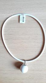 Collana caucciù bianco