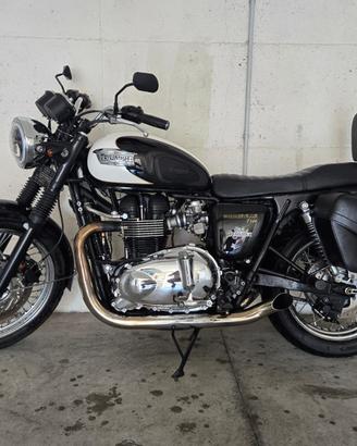 Triumph Boneville T100