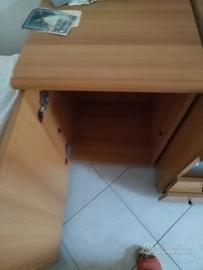 Mobile in legno