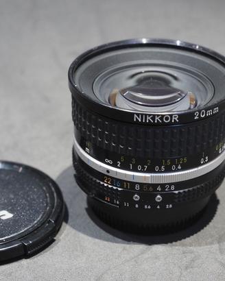 Nikkor 20mm f/2,8 AIS