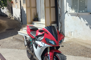 Yamaha yzf r1
