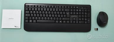 Tastiera come nuova. utilizzata 2 volte