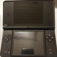 Nintendo DSI XL con 70 giochi