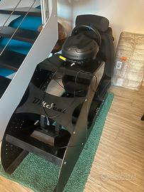 Postazione Gaming BmSeat con Thrustmaster t300