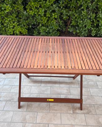Tavolo da giardino in legno