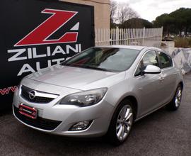 Opel Astra 2.0 CDTI 160CV 5 porte automatica Cosmo