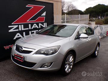 Opel Astra 2.0 CDTI 160CV 5 porte automatica Cosmo
