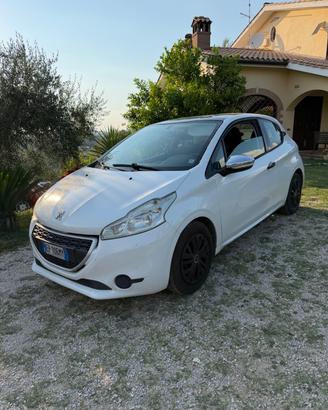 Peugeot 208 PureTech 68 3 porte Active