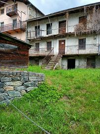 Doues - Planavilla rustico da ristrutturare