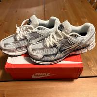 Nike Vomero 5