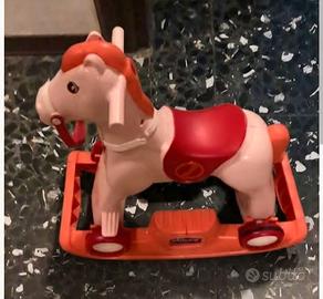 Cavallo a dondolo