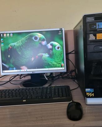 COMPUTER HP A6000  COMPLETO DI TUTTO