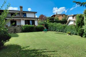 Porzione di Villa Bifamiliare classe A4