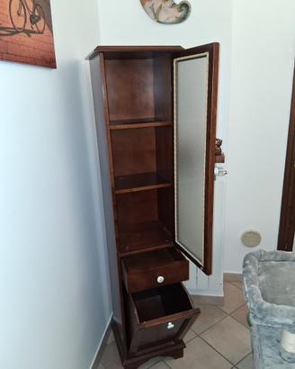 Mobile da bagno con specchio arte povera