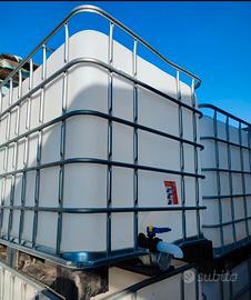 cisterna per acqua ed altro  1000 litri , pulite