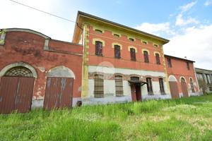 CASA INDIPENDENTE A BUSSETO