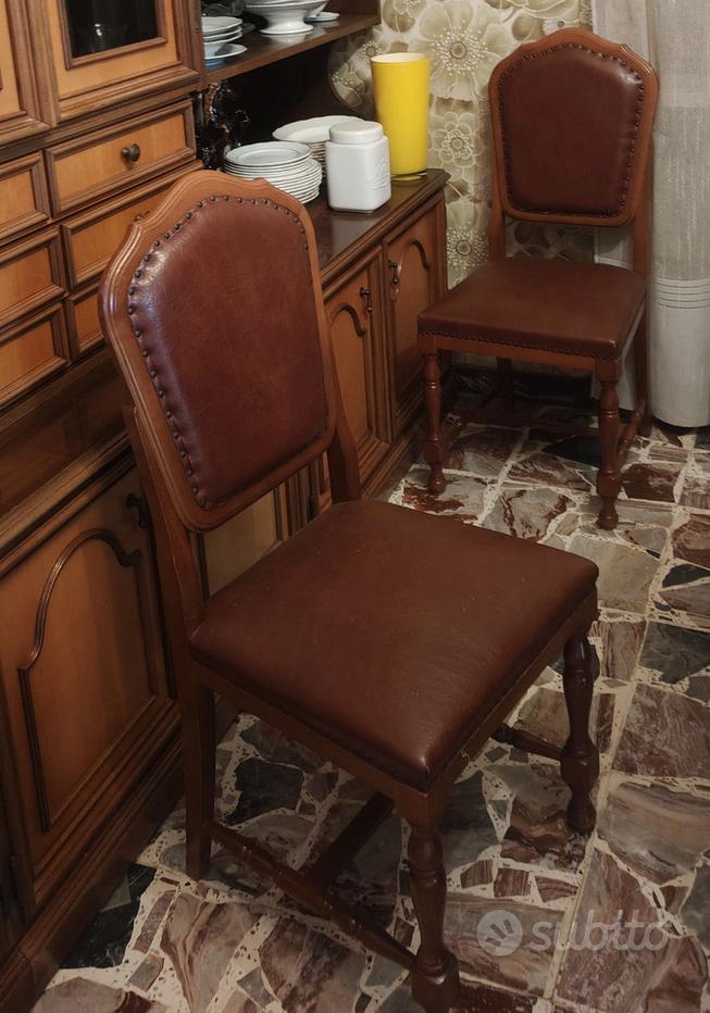 Sedie per tavolo in legno Mobili usati
