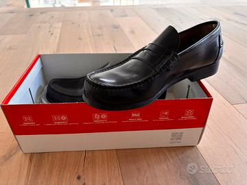 College nere eleganti uomo